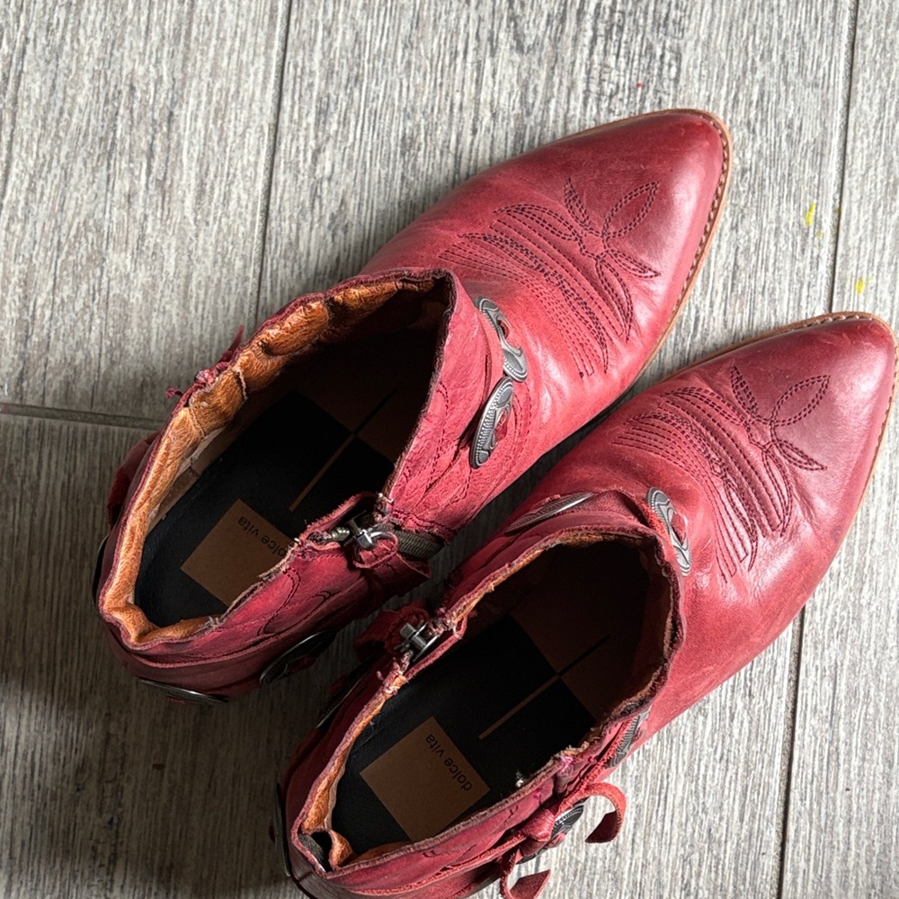 Dolce Vita Red Leather Pointed Ankle Boots with Decorative Buttons - Picture 11 of 12